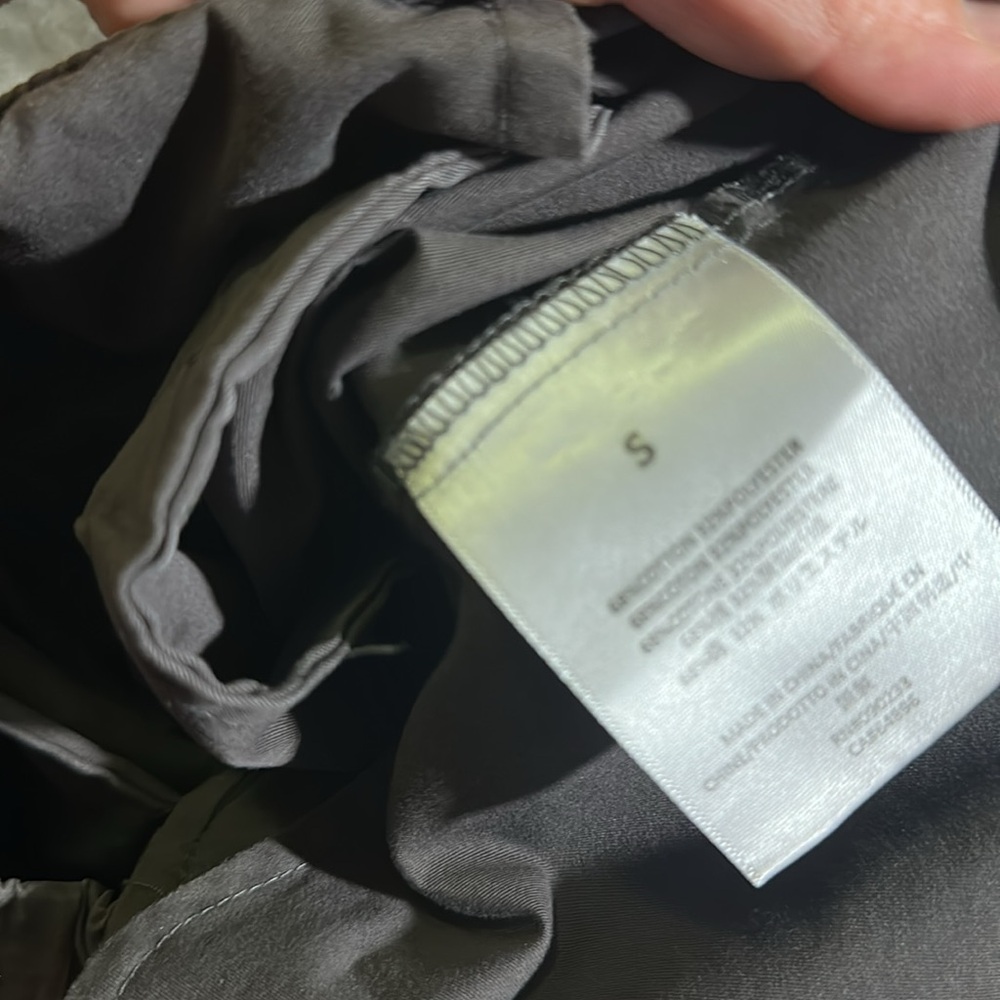 Essentials - Picture 6 of 6